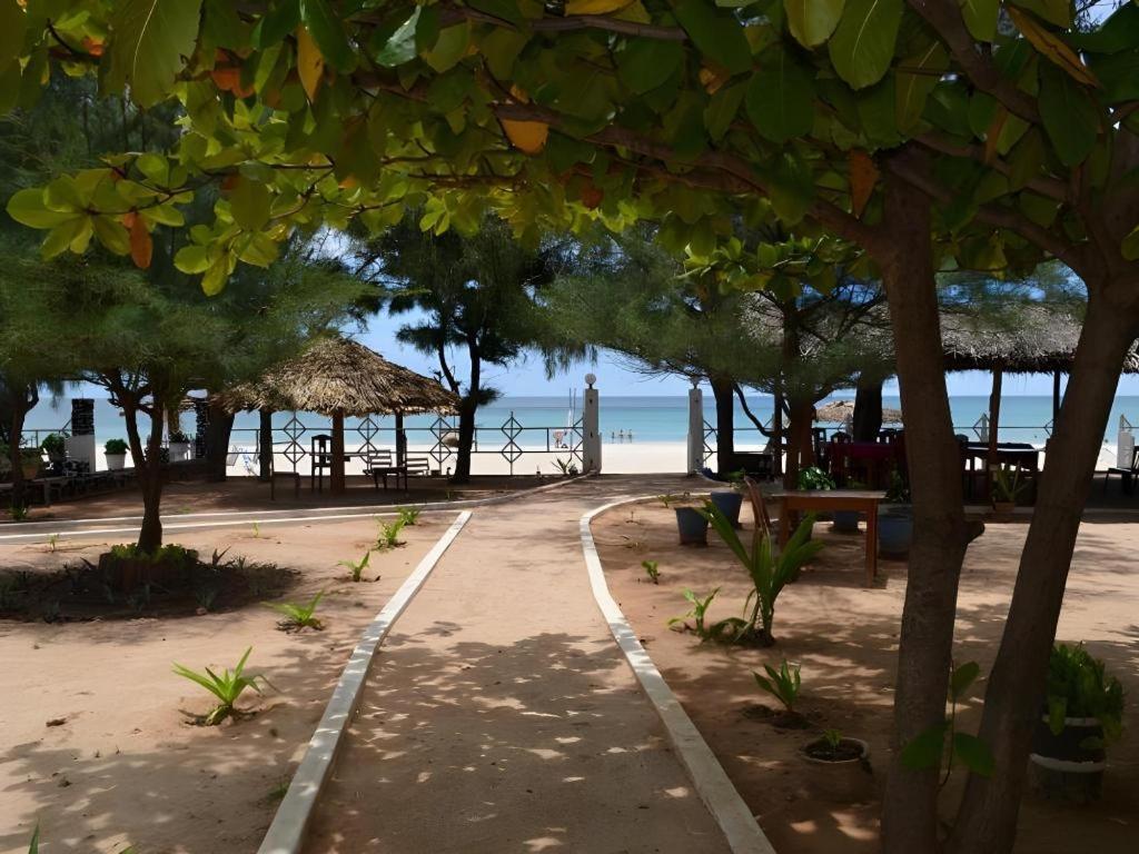 Silver Beach Hotel Trincomalee Exteriér fotografie