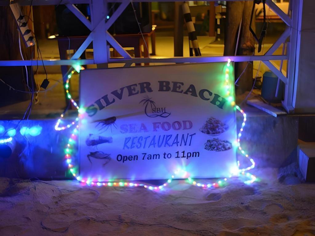 Silver Beach Hotel Trincomalee Exteriér fotografie