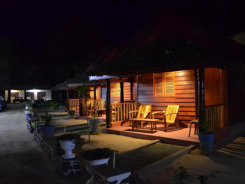 Silver Beach Hotel Trincomalee Exteriér fotografie