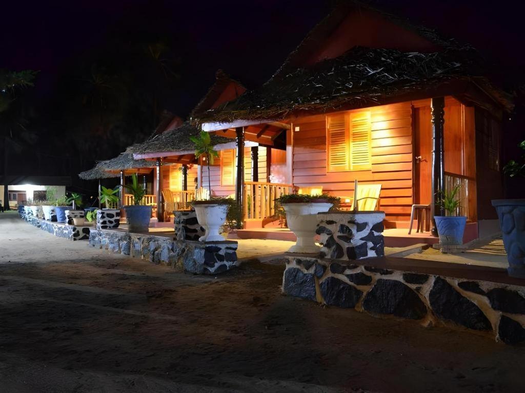 Silver Beach Hotel Trincomalee Exteriér fotografie