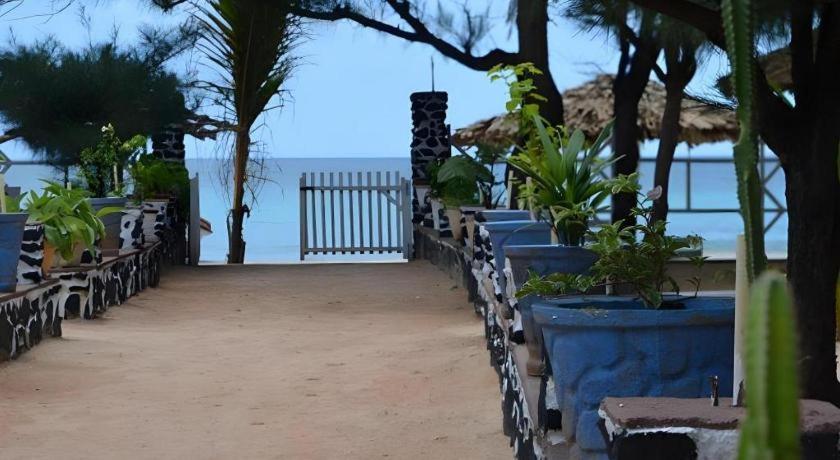 Silver Beach Hotel Trincomalee Exteriér fotografie