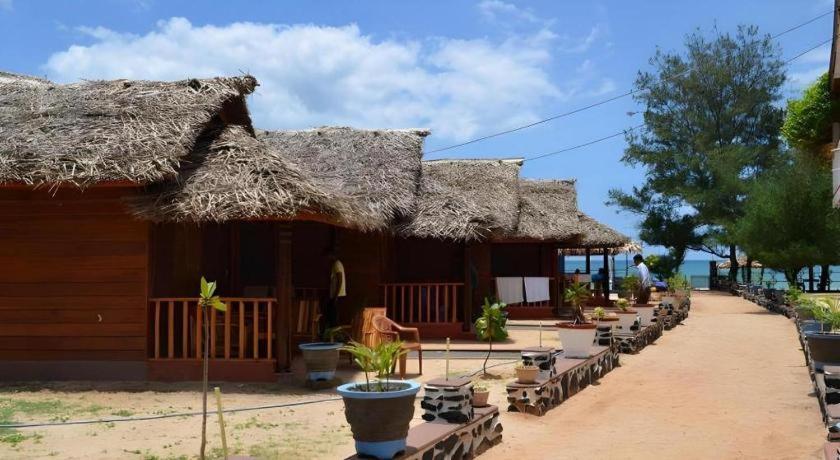 Silver Beach Hotel Trincomalee Exteriér fotografie