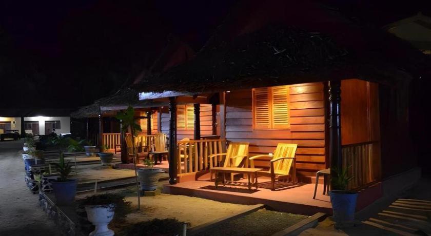 Silver Beach Hotel Trincomalee Exteriér fotografie